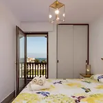 La Playa De *