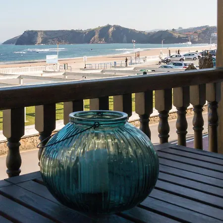 Apartamento La Playa De *